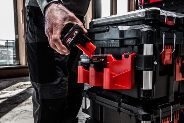 MILWAUKEE PACKOUT™ ΠΛΑΙΝΗ ΣΤΗΡΙΞΗ ΓΙΑ M12™ ΜΠΑΤΑΡΙΕΣ - Image 2